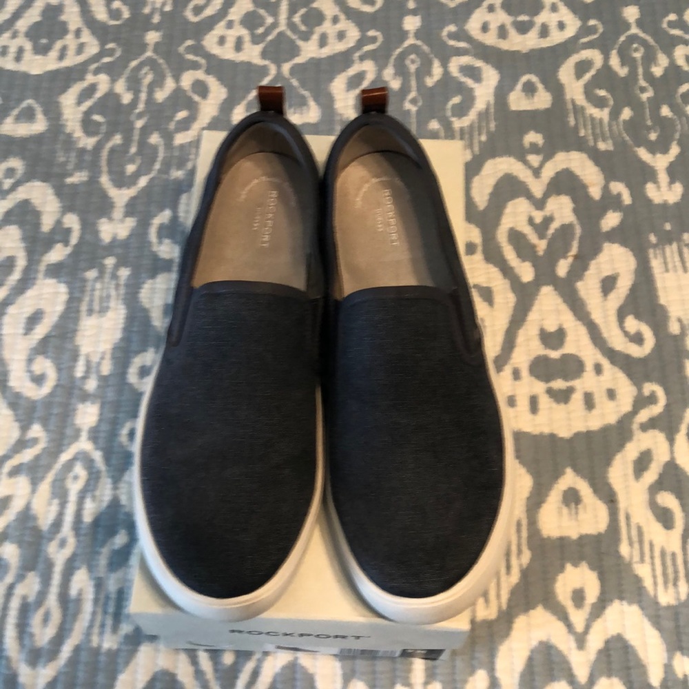 Rockport slip on shoes size 9M denim color